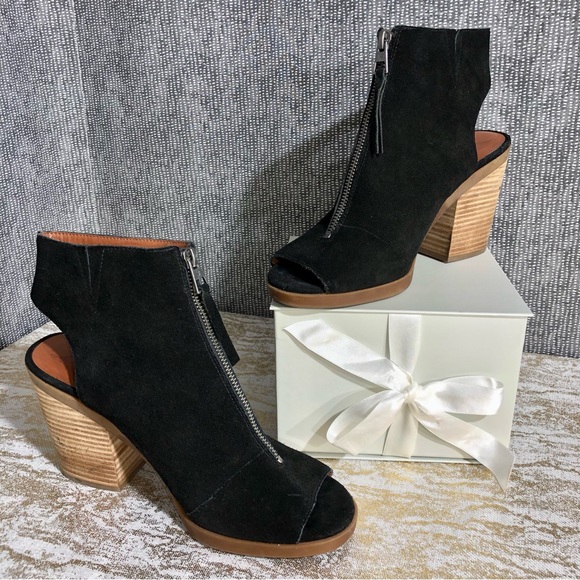 Lucky Brand Shoes - Lucky Brand Open Toe Suede Bootie Sz 10